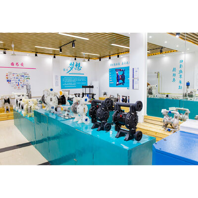 Bomba de Diafragma Operada a Ar de Alto Desempenho com Vazão de 1022 L/M, Pressão Máxima de 120 psi e Material de Ferro Dúctil