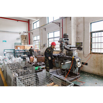 Bomba de diafragma de plástico pneumático com vazão de 340L/M e garantia de 1 ano